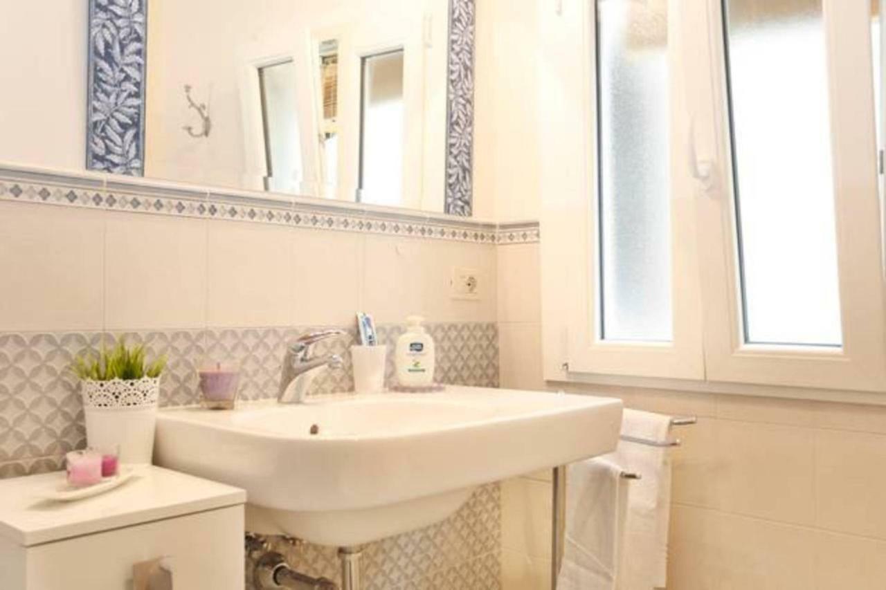 Casa Jole Apartment Лука Екстериор снимка